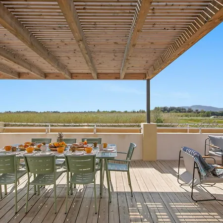펜션 Modern Duplex With Jacuzzi In Salins-les-bains
