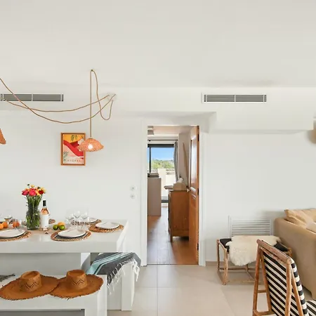 Modern Duplex With Jacuzzi In Salins-les-bains Feriehus *